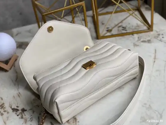 First bags ru reviews CHAIN VUITTON NEW LOUIS WAVE BAG 0501